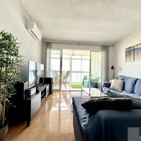 Apartment Sea Breeze Escape